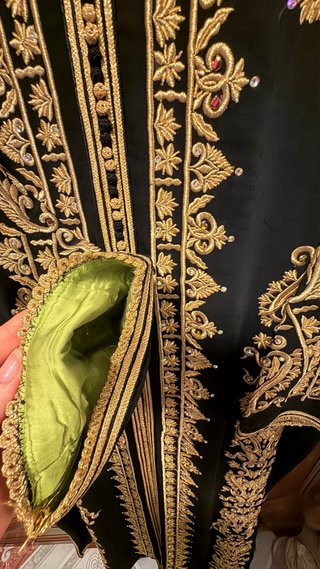 Caftán Negro Bordado Dorado Talla Única