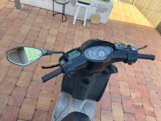 Piaggio Typhoon 49cc Scooter Negra/Gris