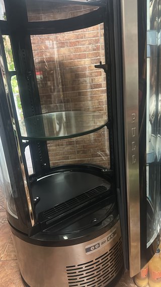 Nevera de tartas de cristal