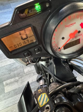 TRIUMPH SPEED FOUR 2007 .