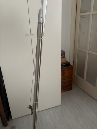 Lámpara de pie moderna plateada