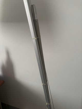 Lámpara de pie moderna plateada