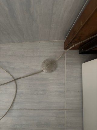Lámpara de pie moderna plateada