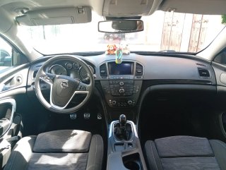 Opel Insignia 2011