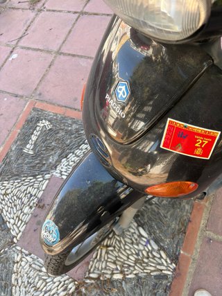 Piaggio Liberty Scooter Negra/Gris