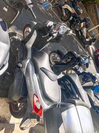 Yamaha X-CITY 125 Maxi Scooter