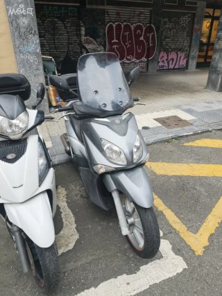 Yamaha X-CITY 125 Maxi Scooter