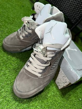 Jordan 5 Wolf Grey Talla 42