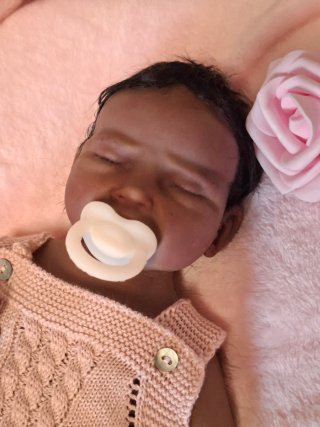 Muñeca silicona