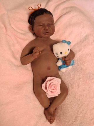 Muñeca silicona