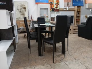 Mesa Comedor Cómoda + 6 Sillas Negras. EN OFERTA!