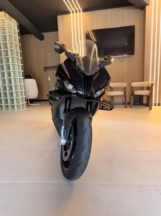 BMW S1000RR 2024 Negra - 5900Km