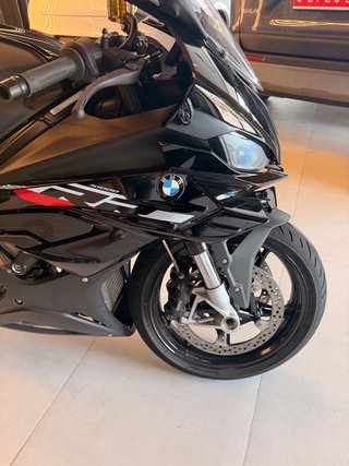 BMW S1000RR 2024 Negra - 5900Km