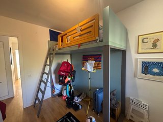 Cama alta infantil + escalera