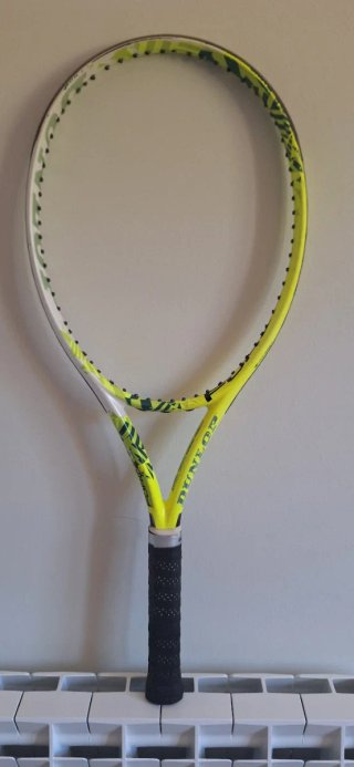 Raqueta de tenis Dunlop con funda