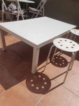 Mesa centro exterior blanca