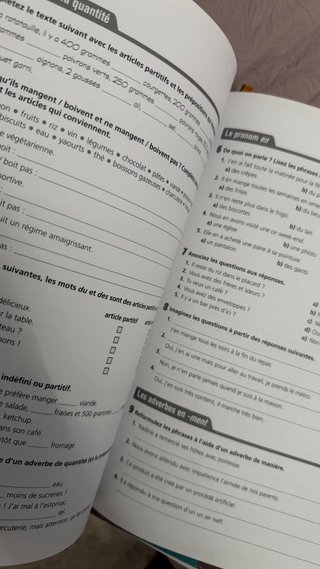 C'est à dire! méthode de français. Livre de l'é...