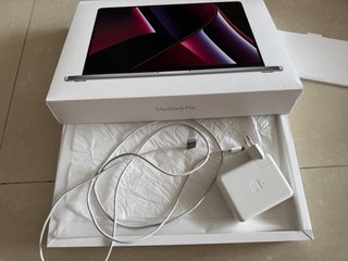 MacBook Pro 16" 2023 M2 Pro 16G Nuevo Applecare+