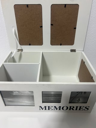 Caja de almacenamiento con marcos de fotos