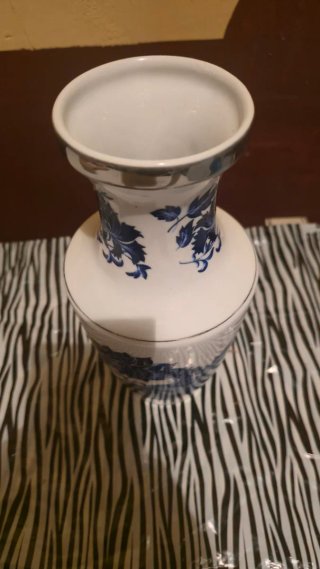 Jarrón Chino Dragón Azul y Blanco Porcelana