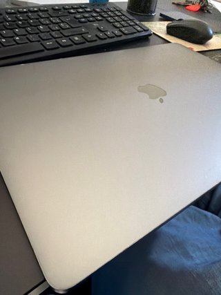 MacBook Pro 15 2017 i7 2.9GHz 16GB RAM SSD