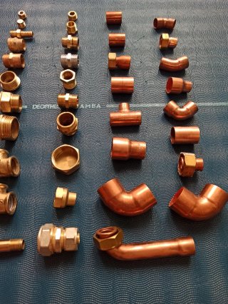 Lote fontanería latón y cobre