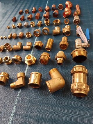 Lote fontanería latón y cobre