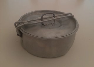 Tartera o fiambrers de aluminio antigua