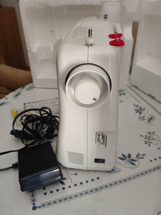 Máquina de coser Alfa Inizia Mod. 530