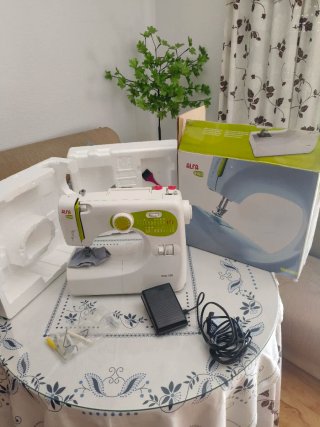 Máquina de coser Alfa Inizia Mod. 530