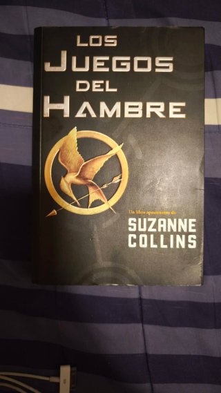Libros Los Juegos del Hambre y En Llamas