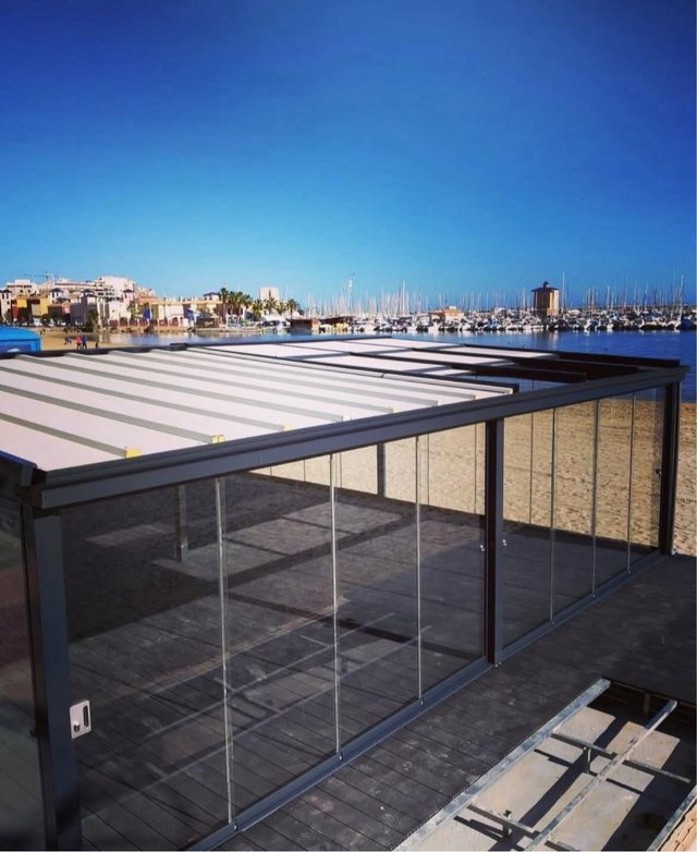 Pérgolas  Cortinas de cristal