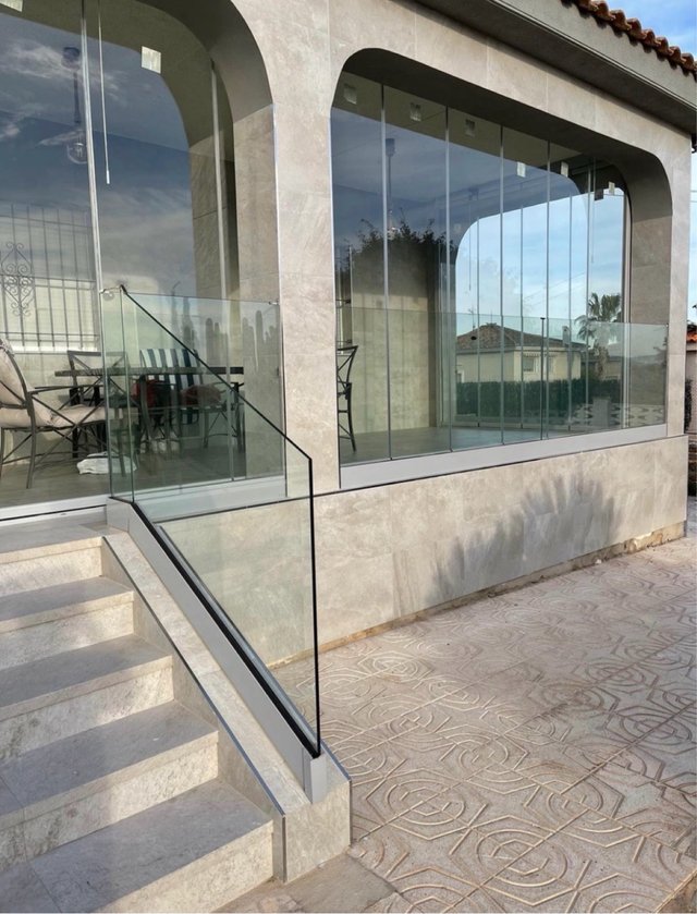 Pérgolas  Cortinas de cristal