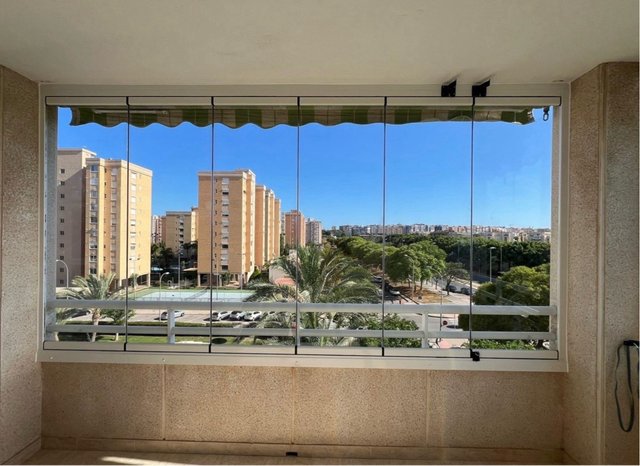 Pérgolas  Cortinas de cristal