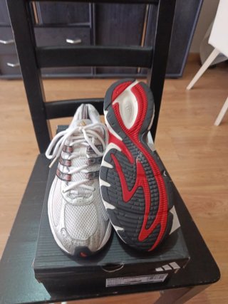 Zapatillas Adidas Talla 41.5 Plata