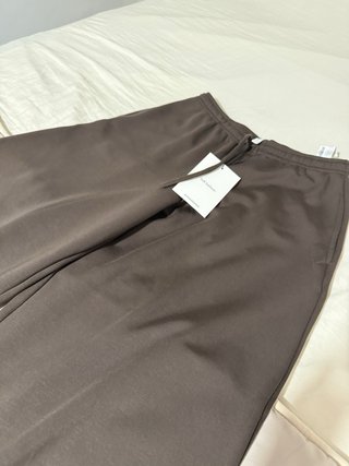 Pantalón ancho marrón Stradivarius