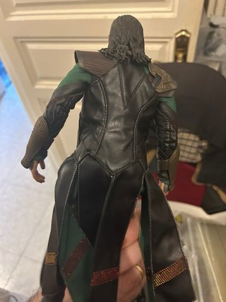 Figura Hot Toys Loki 1/6