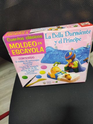 Kit Manualidades Escayola Cuentos Clásicos