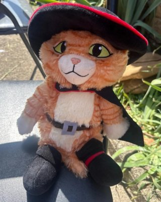 Peluche Gato con botas