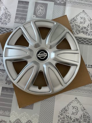 4 tapacubos para Nissan