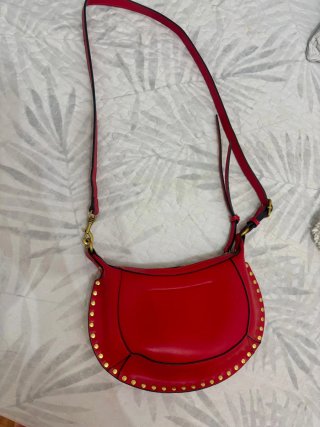 Bolso bandolera Isabel Marant rojo tachuelas