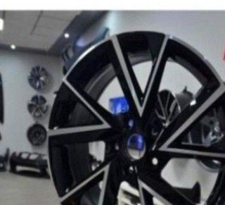 JUEGO DE 4 LLANTAS 18 R-LOOK STYLE VW036