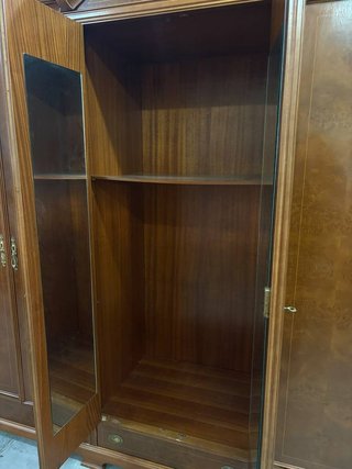 GRAN ARMARIO DE 6 PUERTAS