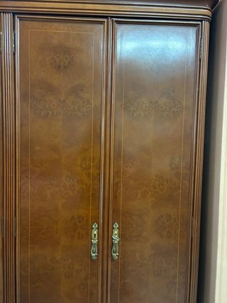 GRAN ARMARIO DE 6 PUERTAS
