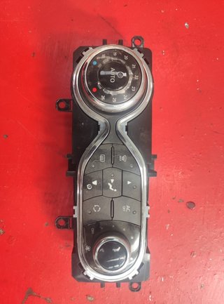 Renault 275105430r mando climatizador clio 1590