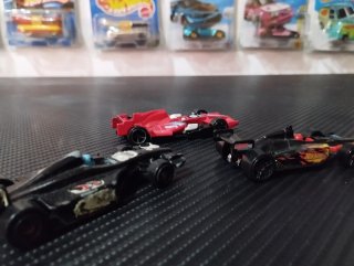 Hot Wheels F1 Negro Mika Hakkinen y Indycar