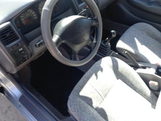 Nissan Almera 2000