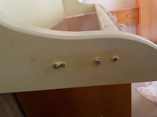 Estantería de madera decorativa