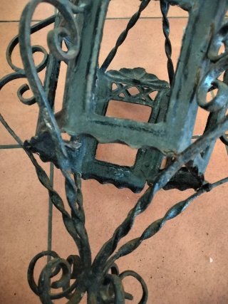 Lámpara vintage de forja para restaurar
