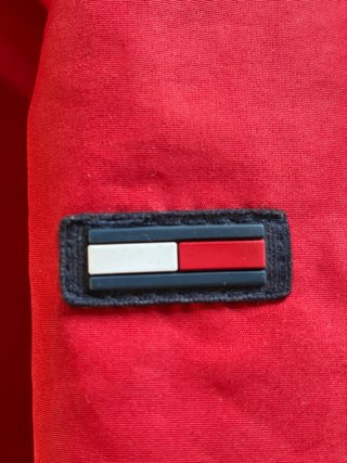 Chaqueta Tommy Hilfiger Roja.